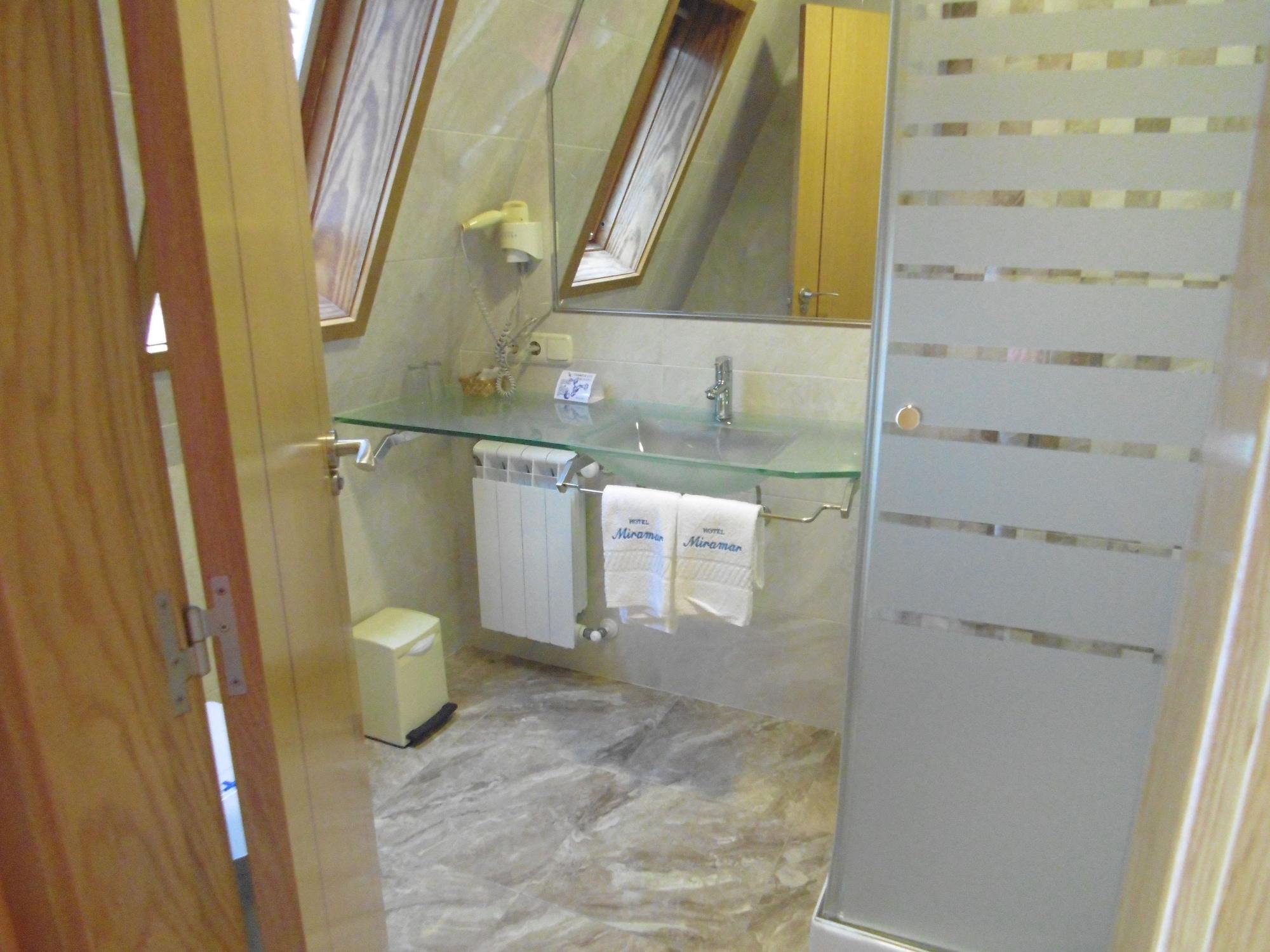 Hotel Miramar 2** Superior Playa de la Lanzada Εξωτερικό φωτογραφία